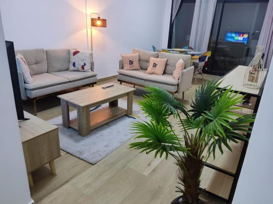 Superbe Appartement Avec Parking Gratuit Et Garde 다카르 외부 사진