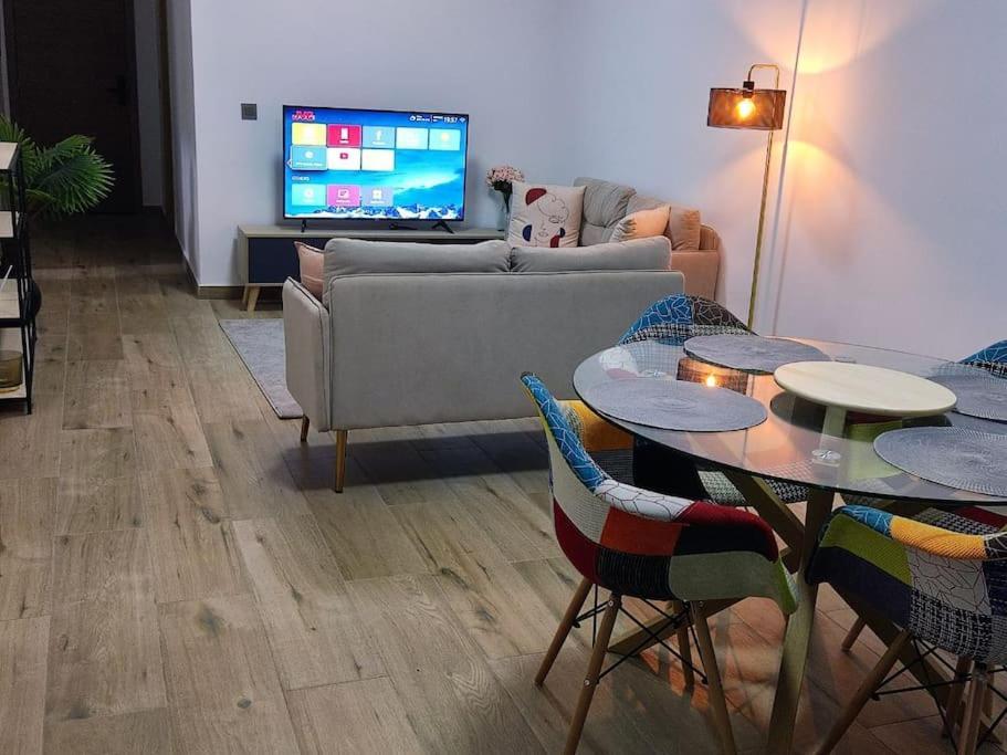 Superbe Appartement Avec Parking Gratuit Et Garde 다카르 외부 사진