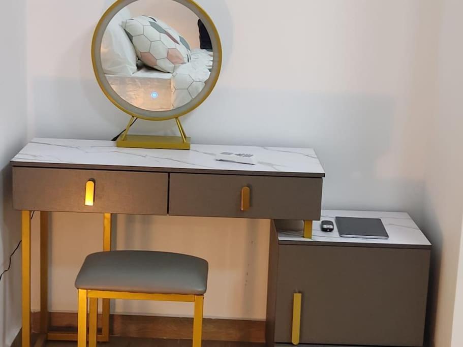 Superbe Appartement Avec Parking Gratuit Et Garde 다카르 외부 사진